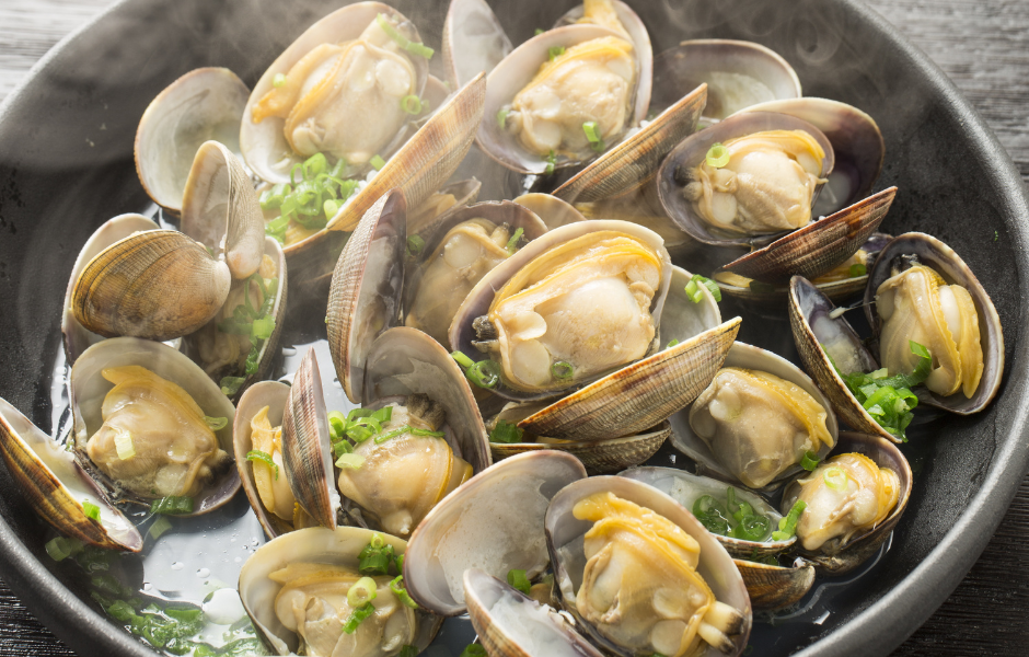 Baked Clams in Garlic and White Wine - Chef's Specialty - Z & Y Restaurant, Chinatown - San Francisco