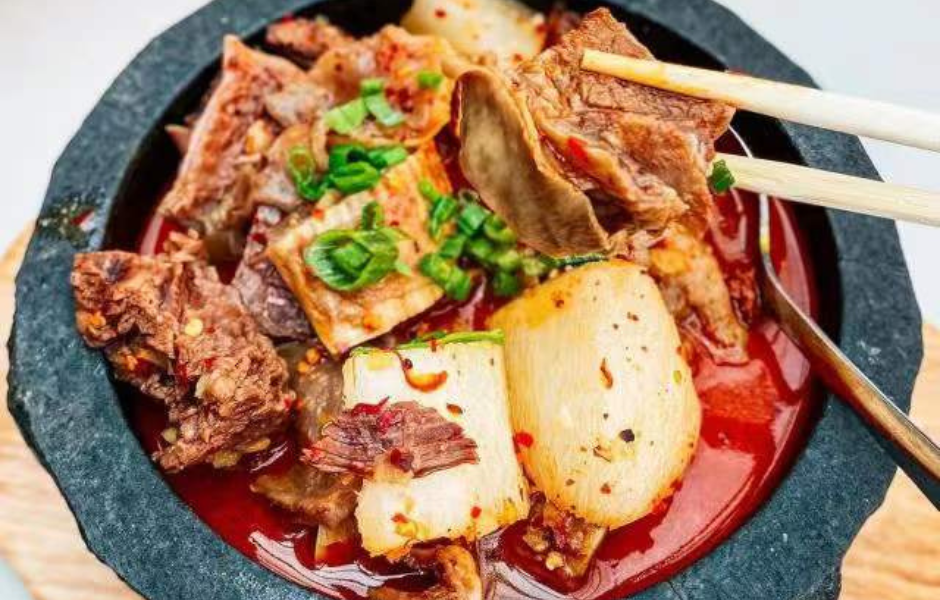 Braised Ox Tail with Red Wine in Stone Pot - Chef's Specialty - Z & Y Restaurant, Chinatown - San Francisco